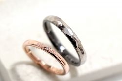 WAXコース《Option》
メッキカラー ¥5,500-
Dia1Pic ¥3,850-
スターダスト加工 ¥5,500-
八光彫り ¥3,300-