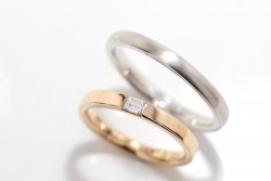 WAXコース《Option》
Dia¥16,500-
艶消し加工 ¥2,200-