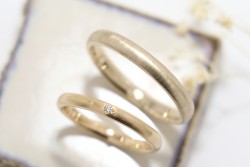 WAXコース
《Option》
Dia1Pic ¥3,850-
艶消し加工 ¥2,200-