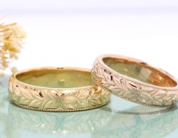 WAXコース 《Option》 彫り模様 ¥16,500- ミルグレイン2周 ¥8,800-