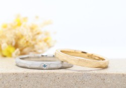 WAXコース《Option》blueDia1Pic ¥4,950-
艶消し加工¥2,200- ミル打ち1周¥4,400-